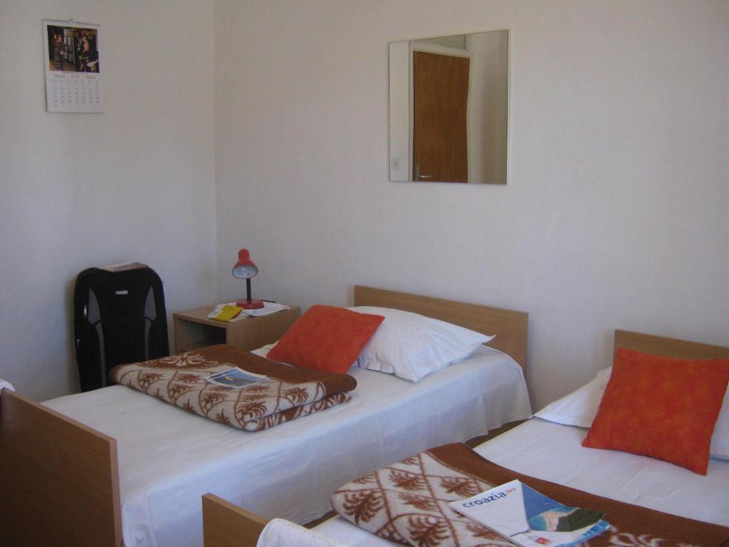 Apartments And Rooms Artemida Dubrovnik Phòng bức ảnh